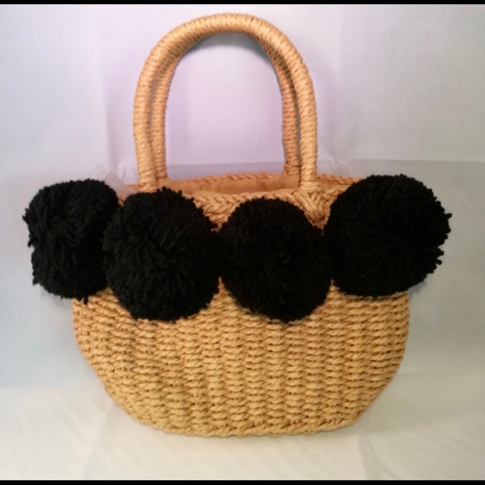 ‼️Pom Pom Tote‼️
